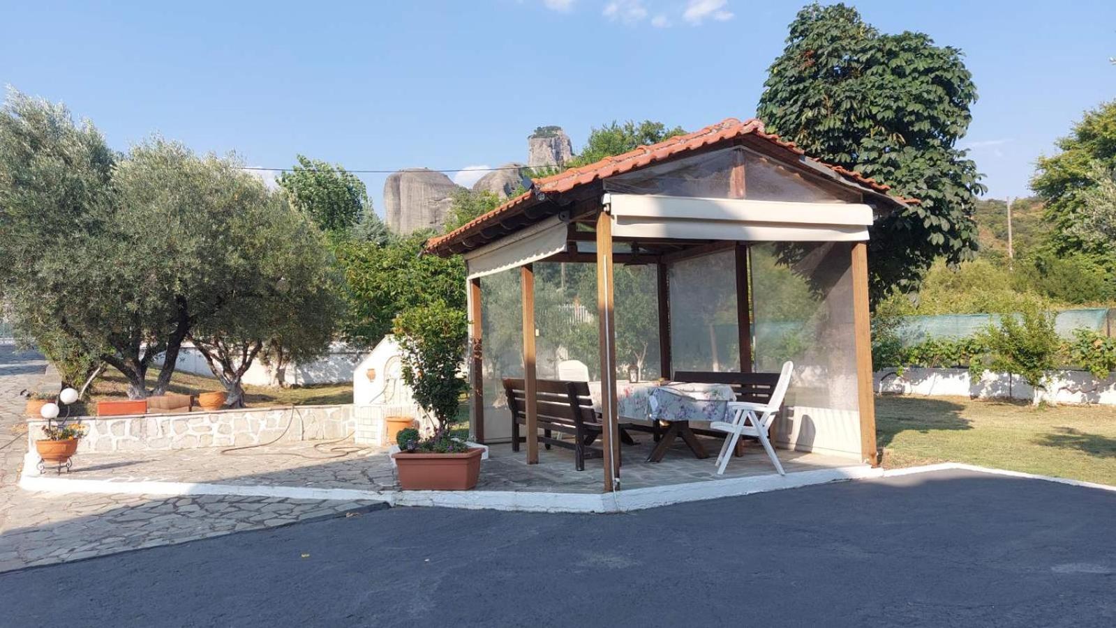 칼람파카 Pomegranate Tree House - Meteora 게스트하우스 외부 사진